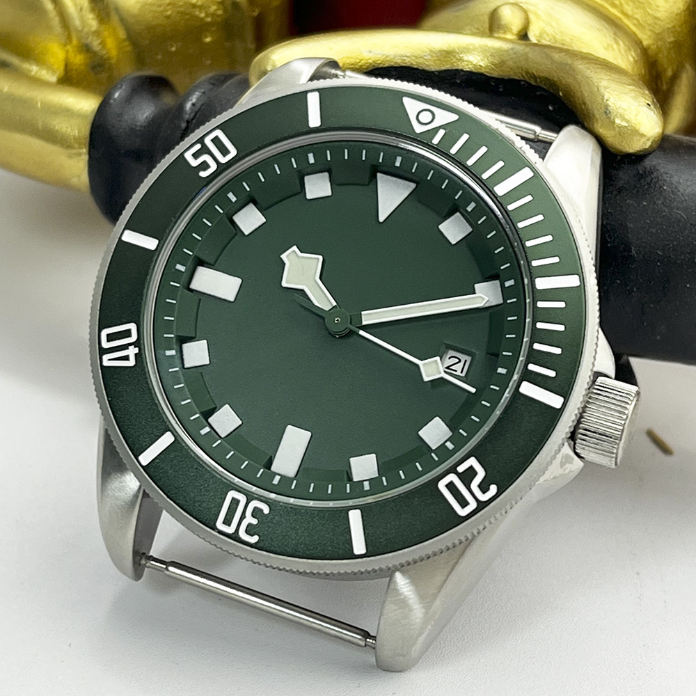 Military green men's automatic - مراجعة A1 Watches & Jewelry New York Photos وسعره