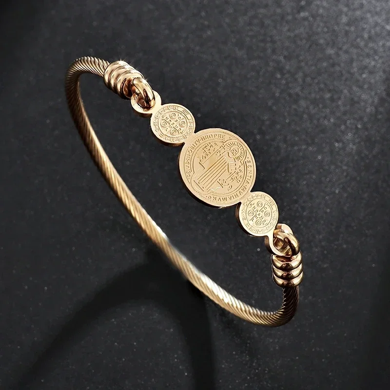 Stainless Steel Saint Benito C - مراجعة Al Ain Jewelry & Watches Exhibition 2025 وسعره
