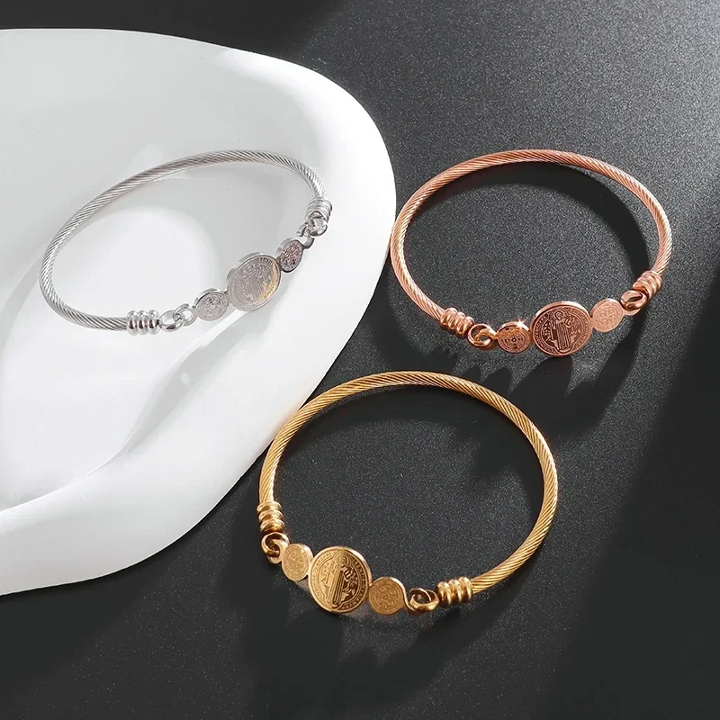 Stainless Steel Saint Benito C - مراجعة Al Ain Jewelry & Watches Exhibition 2025 وسعره