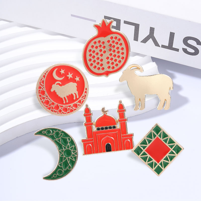 Eid al-Adha Enamel Pins Islami - مراجعة Al Ain Jewelry & Watches Exhibition 2025 وسعره