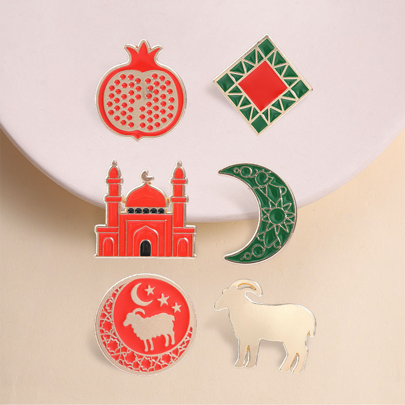 Eid al-Adha Enamel Pins Islami - مراجعة Al Ain Jewelry & Watches Exhibition 2025 وسعره