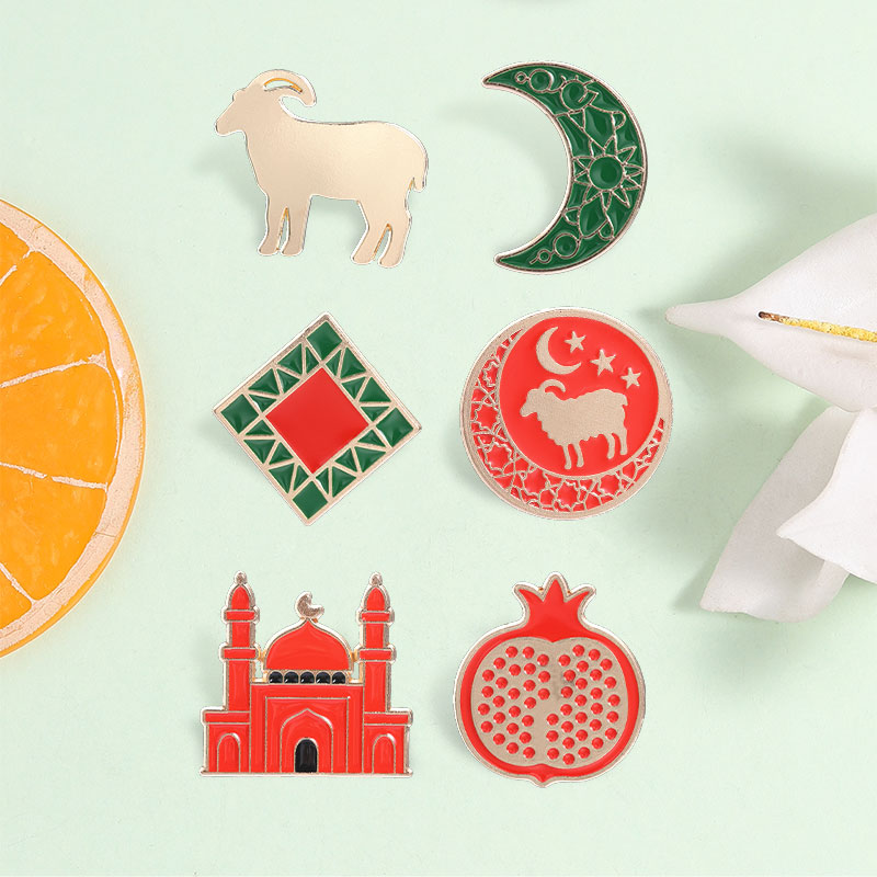 Eid al-Adha Enamel Pins Islami - مراجعة Al Ain Jewelry & Watches Exhibition 2025 وسعره